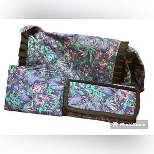 Woman’s 3 Piece, Quilted Messenger Bag Set